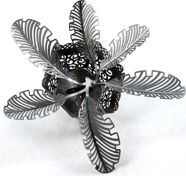 METAL EARTH 3D puzzle Cykas japonský Maxmax.sk