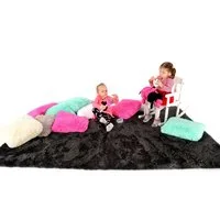 Plyšový detský koberec ČIERNY