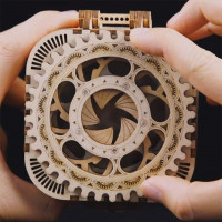 ROBOTIME Roker 3D drevené puzzle Trezor 158 dielikov