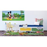 Detská fototapeta DISNEY - Mickey Mouse s kamarátmi na ihrisku - 202x90 cm