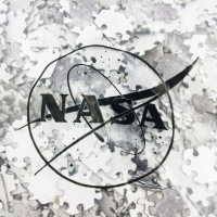 Okrúhle puzzle Nasa: Mesiac 500 dielikov