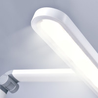 Stmievateľná LED lampička s nočným svetielkom