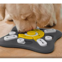 Interaktívna hračka pre psov - čierna
