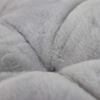 Pelech pre psov RABBIT 70x100 cm - imitácia králičej kožušiny - svetlo šedý