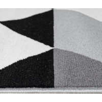 Kusový koberec LAILA Geometry - šedý/biely/čierny