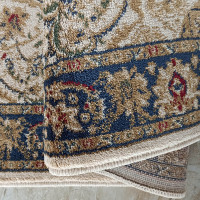 Kusový koberec NOBLE ornament - krémový/tmavomodrý