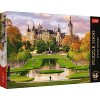 TREFL Puzzle Premium Plus Photo Odyssey: Zverínsky zámok 1000 dielikov