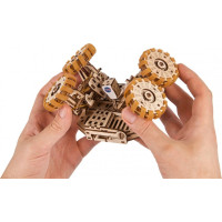Ugears 3D drevené mechanické puzzle NASA, Lunárne vozítko