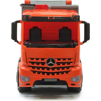 Lena Mercedes smetiarske auto Arocs