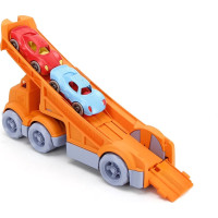 Green Toys Kamion s 2 závodnými autami