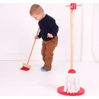 Bigjigs Toys upratovací hrací set červený