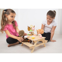 Bigjigs Toys Drevená pikniková lavička pre bábiky