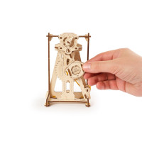 Ugears 3D drevené mechanické puzzle STEM výukové kyvadlo