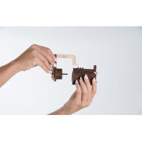 Ugears 3D drevené mechanické puzzle Zámok