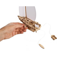 Ugears 3D drevené mechanické puzzle Jachta The Ocean Beauty