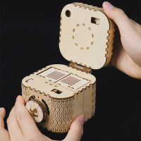 RoboTime 3D drevené mechanické puzzle Šperkovnica