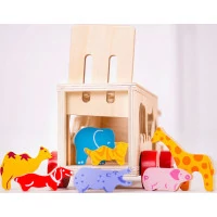 Bigjigs Toys Drevené auto so zvieratkami
