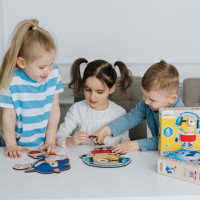 TREFL Drevené obrysové puzzle Mimoni: Šialený Mimoň 50 dielikov