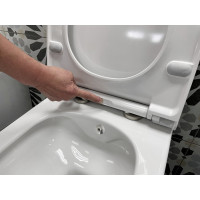 Závesné WC AVVA CLEANWASH, integr. batérie a bidet. spŕška s podomietkovou nádržkou a tlačidlom Schwab, biela 100315-SET5