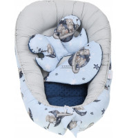 Obojstranné hniezdočko (kokon) pre bábätko - BABYMAM PREMIUM set 7v1 - Medvedíci vo vesmíre s tmavomodrou minkami