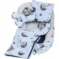 Obojstranné hniezdočko (kokon) pre bábätko - BABYMAM PREMIUM set 7v1 - Medvedíci vo vesmíre s tmavomodrou minkami