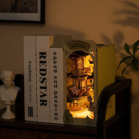ROBOTIME Rolife DIY 3D Zarážka na knihy: Opadávajúca sakura s LED osvetlením 240 dielikov