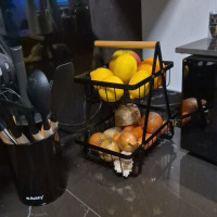 Dvojposchodový kôš na ovocie/zeleninu