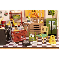 ROBOTIME Rolife DIY 3D drevené puzzle Garáž s LED osvetlením 157 dielikov