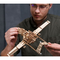 UGEARS 3D puzzle Bojový dron Bayraktar TB2 125 dielikov
