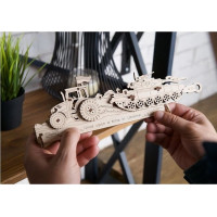 UGEARS 3D puzzle Brave UA Tractor 51 dielikov