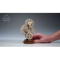 UGEARS 3D puzzle Steampunkové hodiny 2.0, 40 dielikov