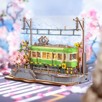 ROBOTIME Rolife DIY Svietiace 3D drevené puzzle Stanica so sakurami 223 dielikov