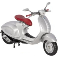 WELLY Kovový skúter Vespa 946 strieborný
