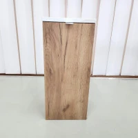 ZOSTAVNÉ: Kúpeľňová závesná skrinka KAPA dub zlatý - nízka spodná s košom na bielizeň