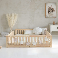 Detská Montessori posteľ z masívu borovice Basic LOVE - 200x140 cm