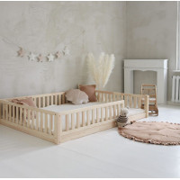 Detská Montessori posteľ z masívu borovice Basic LOVE - 200x140 cm
