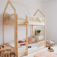 Detská poschodová domčeková posteľ z masívu borovice BIANCO s Montessori lôžkom - 200x90 cm - bez povrchových úprav