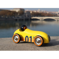 Vilac Drevené auto Old Sport Compet žlté