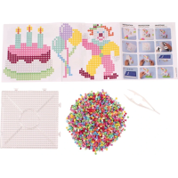 PLAYBOX Zažehľovacie korálky v plastovom kufríku Happy mix + doštička a predlohy 12000ks