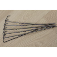 Oceľová kotviaca skoba (kolík) na umelej trávy 20cm