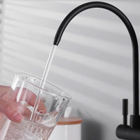 Kuchynská batéria Rea ECO FRESH - čierna matná