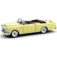 Welly Packard Carribbean (1953) 1:28 béžový