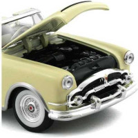 Welly Packard Carribbean (1953) 1:28 béžový