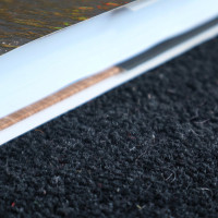 Ručne všívaný kusový koberec Asra wool čierna