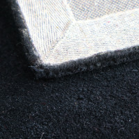 Ručne všívaný kusový koberec Asra wool čierna