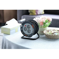 Solight predlžovací prívod na bubne 12m, 3 zásuvky, čierny kábel, 3x 1,5mm2