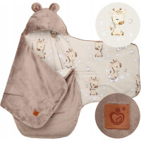 Plyšová zavinovačka s kapucňou BABYMAM do autosedačky - Béžová žirafa/cappuccino