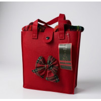 Deka LUXE Winter Moment v darčekovom balení 120x180 cm - červená/károvaná Deka LUXE Winter Moment v darčekovom balení 120x180 cm - červená/károvaná