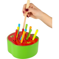 Magnetická drevená hra - Húsenice v jablku