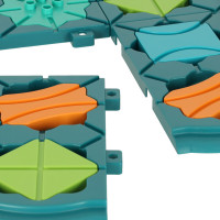 Logická dosková hra bludiska s prekážkovou dráhou 28 dielikov